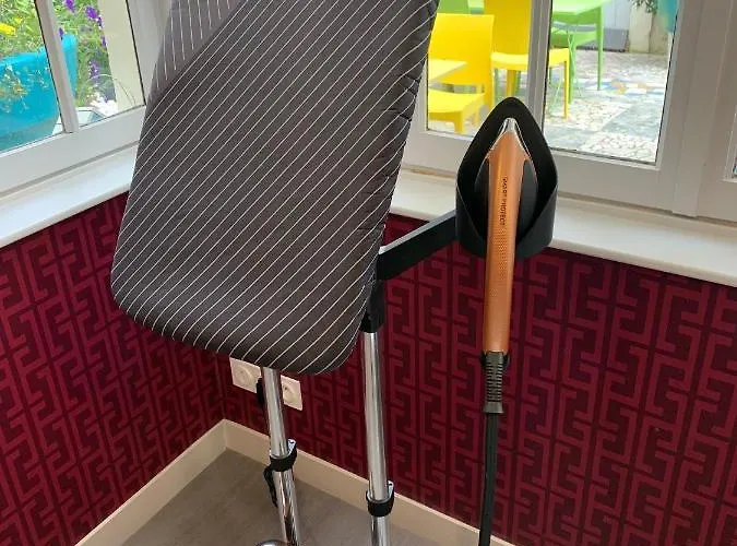 Relais Du Loir 라플레슈