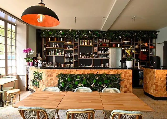 Relais Du Loir Hotel 3*